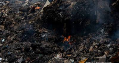 В Ереване горит крупнейшая мусорная свалка - с огнем борются спасатели