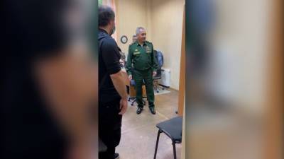«Что это за работа такая?»: видео внезапной проверки военкомата Сергеем Шойгу
