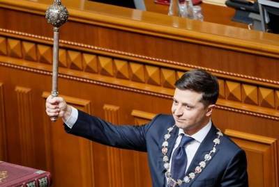Второй срок Владимира Зеленского: более половины украинцев - против