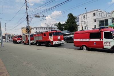 Рязанское МЧС объяснило скопление пожарных автомобилей в центре города
