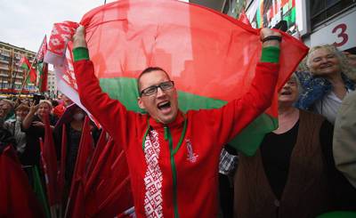 wPolityce (Польша): белорусский диктатор хочет увековечить память вторжения в Польшу 17 сентября, отгораживая свою страну стеной лжи и ненависти