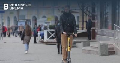 В Союзе пешеходов предлагают ограничить скорость электросамокатов на тротуарах