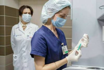 Почти 9 тысяч работников КАМАЗа в Челнах прошли covid-вакцинацию