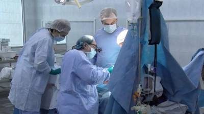 "Рак – не приговор": петербургский онколог Евгений Левченко успешно лечит больных даже с четвертой стадией