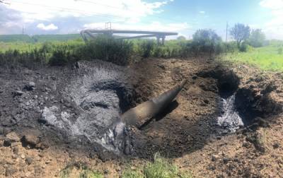 Авария на газопроводе на Прикарпатье: фото и видео с места происшествия