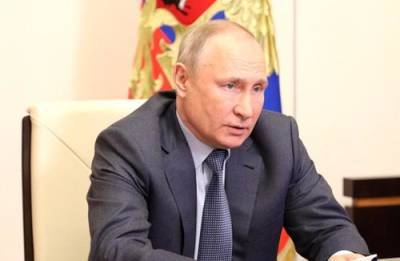 Немецкий журналист Фезер назвал «пощечиной Киеву» слова Путина о «Северном потоке – 2»