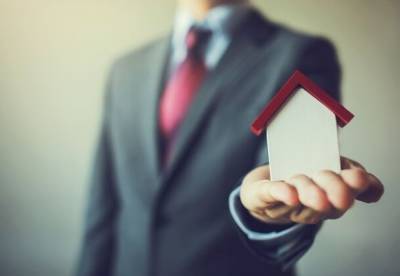 Сделки купли-продажи недвижимости обложат повышенным налогом: цены взлетят