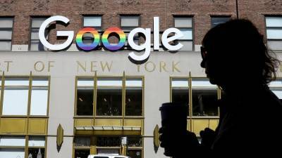 Французские власти оштрафовали Google на 220 млн евро