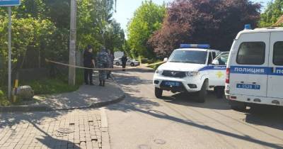 Очевидцы: в Калининграде оцепили дом на Саратовской из-за сообщения о взрывном устройстве