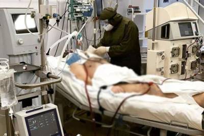 Краснодарские врачи спасли ковид-пациента с 95-процентным поражением легких