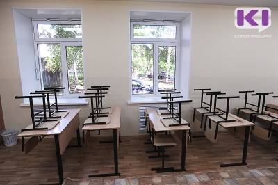 В Сыктывкаре в школе №21 устаревшие светильники заменят на светодиодные