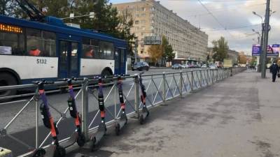 Скорость самокатов ограничат до быстрого шага в Петербурге