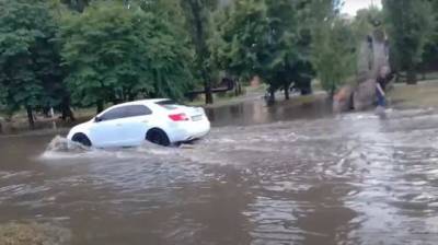 Херсон и Харьков затопило после сильных ливней