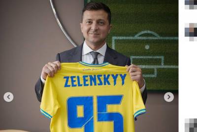 Захарова высмеяла слова Зеленского о шокирующей форме украинских футболистов