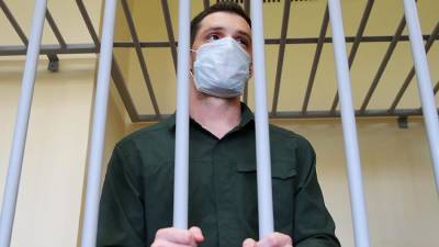 Осужденный в РФ американский студент попал в больницу с COVID-19