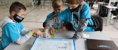 Команда детей из Донетчины победила на всеукраинской олимпиаде по робототехнике
