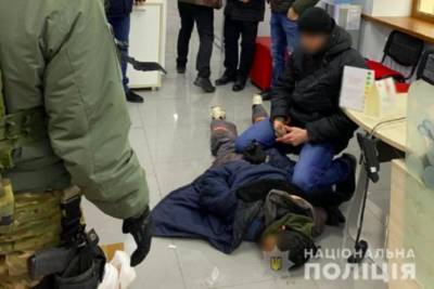 В Мариуполе принудительно будут лечить мужчину, захватившего заложников в банке