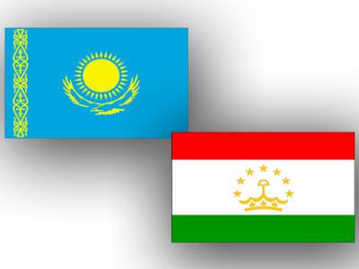 Посол Таджикистана обсудил с замглавы МИД Казахстана двустороннее сотрудничество