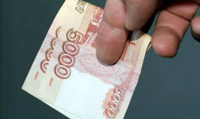 В Госдуме предложили выплачивать всем россиянам по 10 тысяч рублей «просто так»