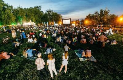 От страны до самых до окраин – в России стартует Международный фестиваль уличного кино – Учительская газета