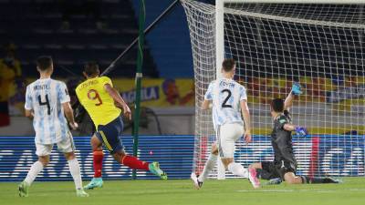 Колумбия и Аргентина сыграли вничью в матче отбора на ЧМ-2022 по футболу