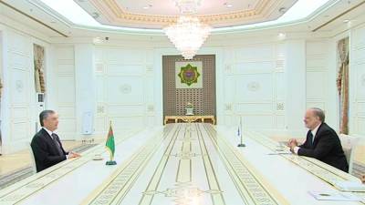 Бердымухамедов принял вновь назначенного главу Центра ОБСЕ в Ашхабаде