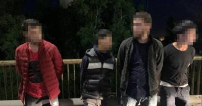 Не заплатил за ремонт: полиция задержала иностранцев за похищение мужчины в Киеве
