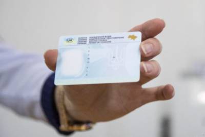 Украинцам в ближайшие дни не будут выдавать водительские права: названа причина