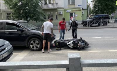 В Казани на улице Волкова сбили мотоциклиста