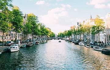 В Амстердаме запустят беспилотные электролодки для перевозки пассажиров