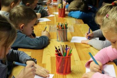 Интернаты ЛНР примут на обучение детей из Украины