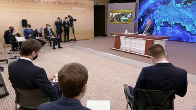 Ежегодная пресс-конференция Президента Российской Федерации Владимира Путина. Индексация пенсий работающим будет зависеть от бюджетной обеспеченности