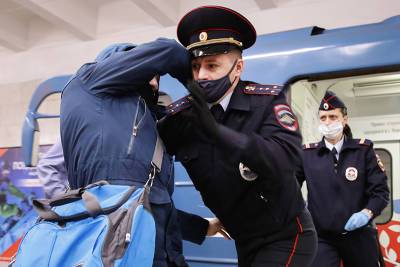 Камеры в метро Москвы помогли задержать более 20 преступников