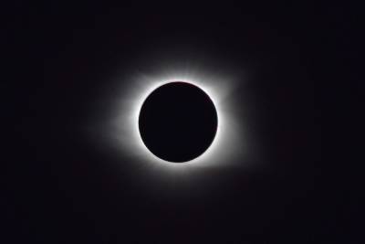 Астроном-любитель приглашает псковичей посмотреть на солнечное затмение