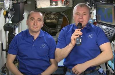Экипаж МКС с орбиты поздравляет липчан с Днём России (видео)