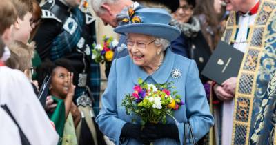 "Фиалковый и розовый крем": британский кондитер рассказал, какие конфеты предпочитает королева Елизавета