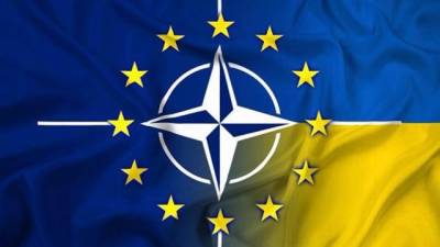 «Вступление в ЕС и НАТО»: в Украине одобрили стратегию внешней политики