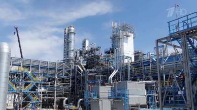 Президент дал старт работе крупнейшего в стране Амурского газоперерабатывающего завода