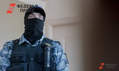 Оперативники ФСБ пришли с обысками в мэрию свердловского города