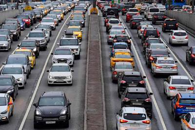 Совфед прокомментировал идею снизить скорость в городах до 30 километров в час
