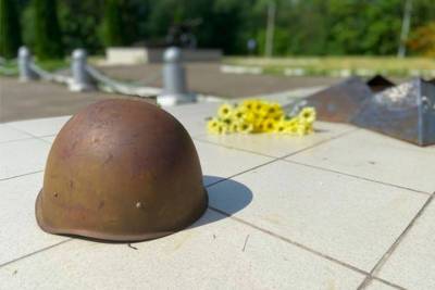 Останки найденного в Тульской области бойца ВОВ захоронили в родном селе
