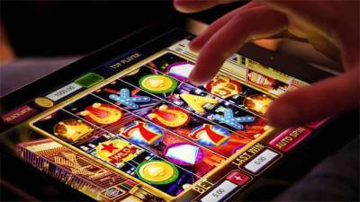 За переводы денег в онлайн-казино сайты будут блокироваться без суда — по решению ФНС