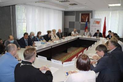 В Смоленской области члены Общественной палаты изъявили желание стать участниками программы подготовки наблюдателей