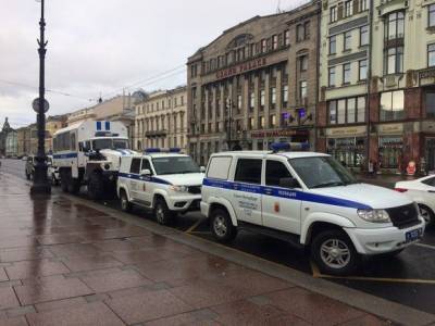 Baza: В Петербурге вслед за Хованским задержали блогера Дмитрия Ларина