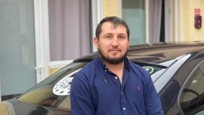Чеченца, высланного из Франции, приговорили к 1,5 годам