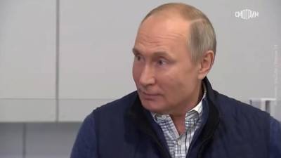 Путин назвал бессмысленными новые санкции против "Северного потока - 2"