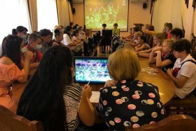 В Астрахани приёмные семьи приняли участие в экологическом путешествии