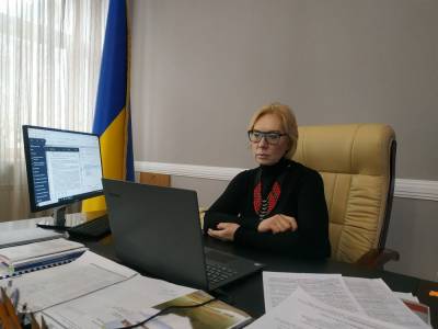 Денисова заявила, что оккупанты нарушают права детей из ОРДО на образование и свободное передвижение