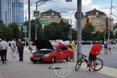 В ДТП с «Ладой» на площади Ленина в Рязани никто не пострадал