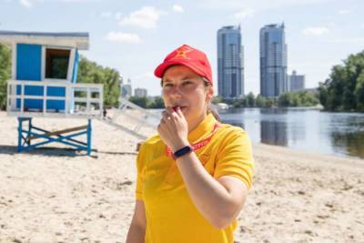 В Киеве временно закрыли пять пляжей для купания